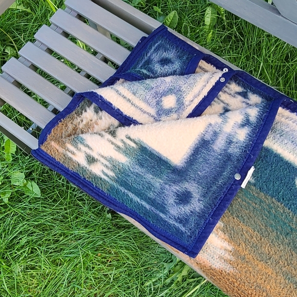 Biederlack Cuddle blanket/throw - Picture 2 of 9